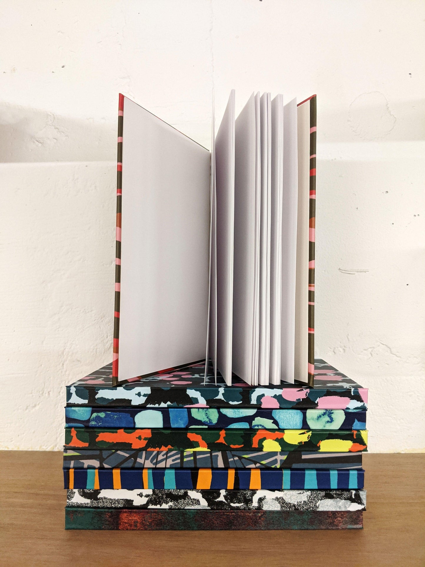 Hardcover Notebook With Cami Pink Pattern - OlaOla