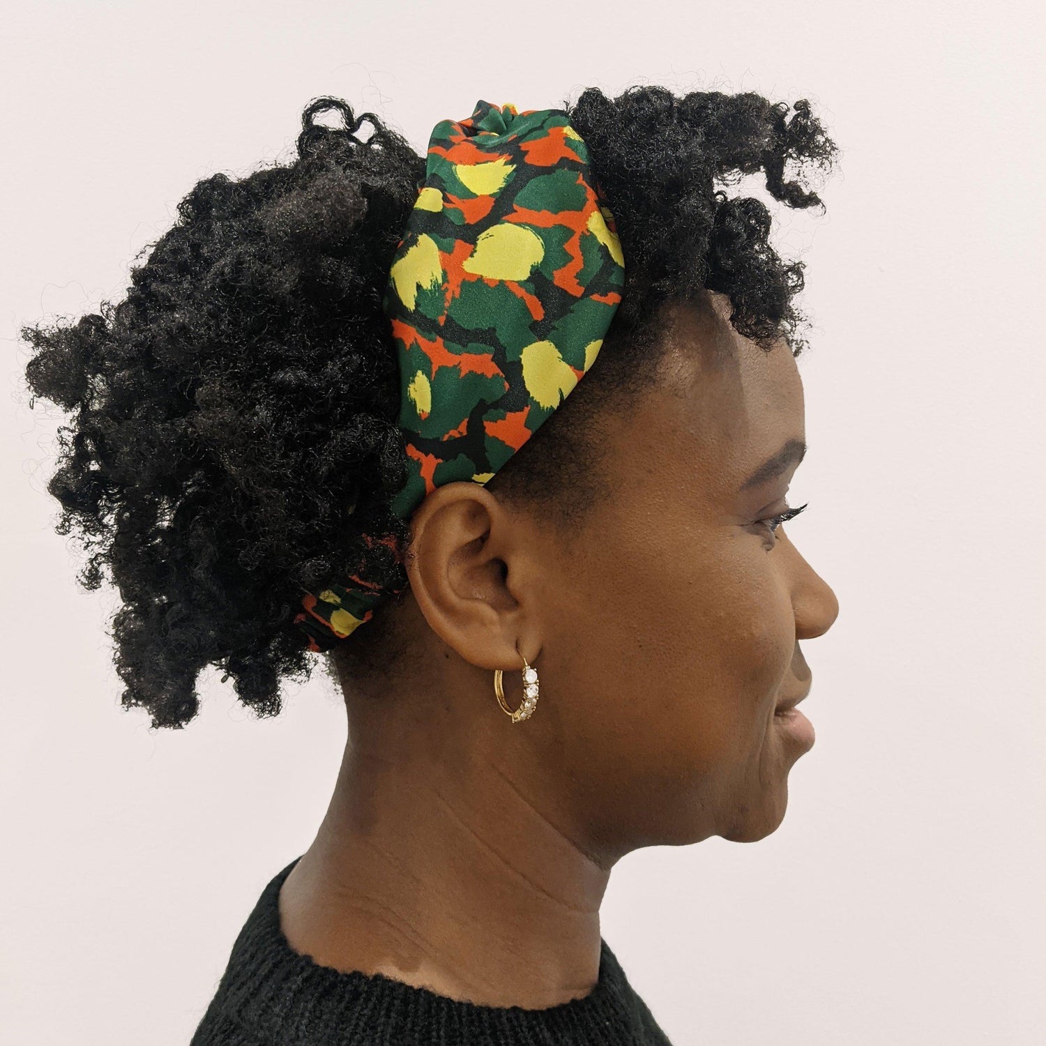 Silky Satin Turban Headband With Torto Resort Pattern - OlaOla